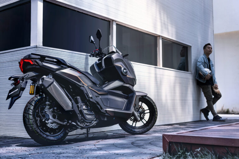 Cómo leer la ficha técnica de una motocicleta